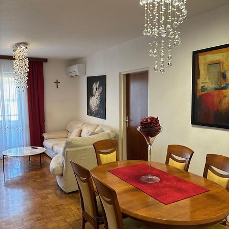 Pantos Apartment Porec Bagian luar foto